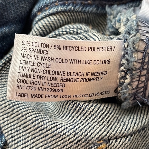 Ava & Viv Mid Rise Midi Denim Jean Shorts Button Fly Raw Roll Cuff Sz 26W New - Picture 5 of 7